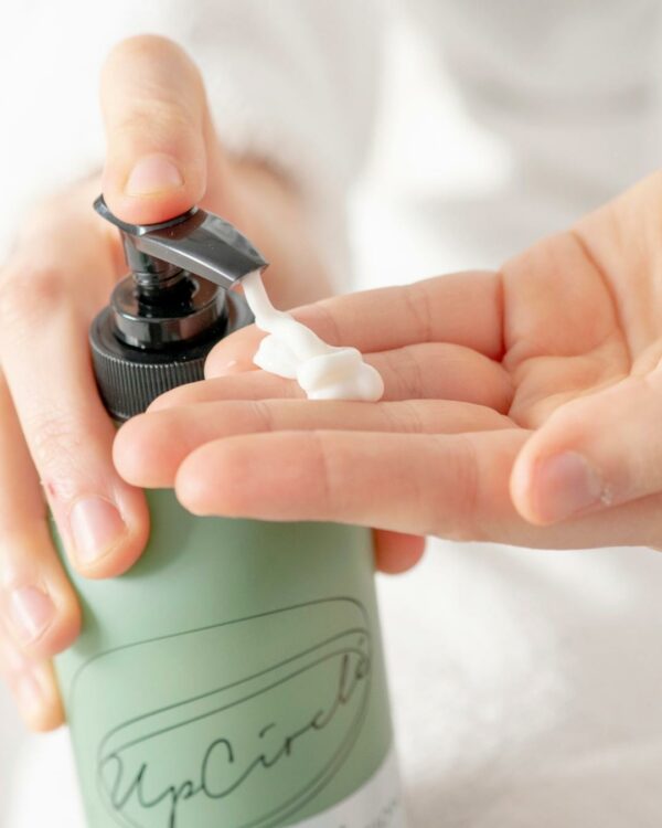 Upcircle crema manicorpo al bergamotto dettaglio
