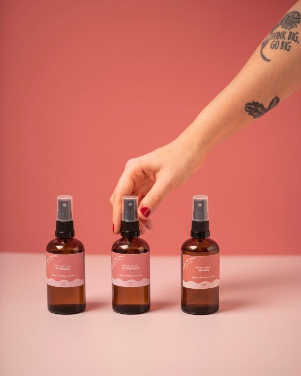 Your Best Period Room Spray Ambientati